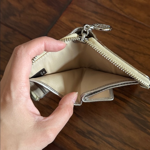 Coach Poppy wallet - Picture 4 of 4